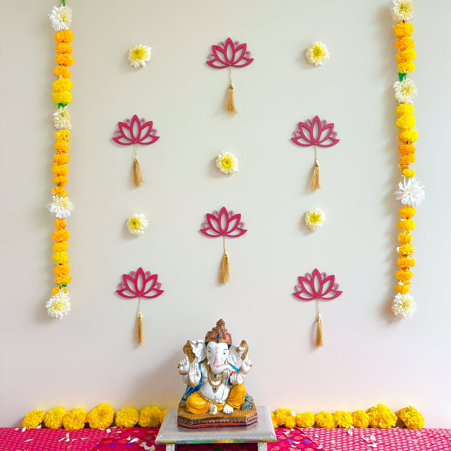 Lotus Backdrop Decor Kit